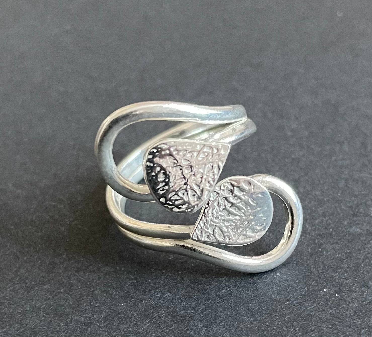 Bague en argent contemporaine "N°1" - Ana de Peru