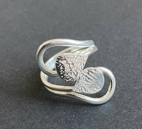 Bague en argent contemporaine 