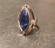 Charger l&#39;image dans la galerie, Bague reversible en argent avec pierres lapis lazuli et spondylus