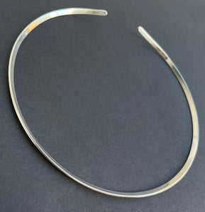 collier rigide-artisanale-argent-bijoux-Ana de Peru.
