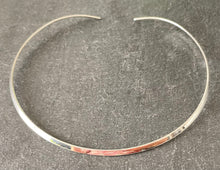 Charger l&#39;image dans la galerie, collier rigide-artisanale-argent-bijoux-Ana de Peru.