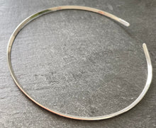 Charger l&#39;image dans la galerie, collier rigide-artisanale-argent-bijoux-Ana de Peru.